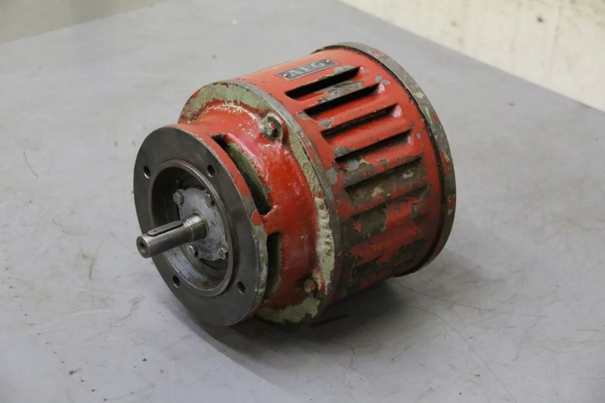AEG A 0,8/2u Elektromotor 1,3 kW 2810 U/min