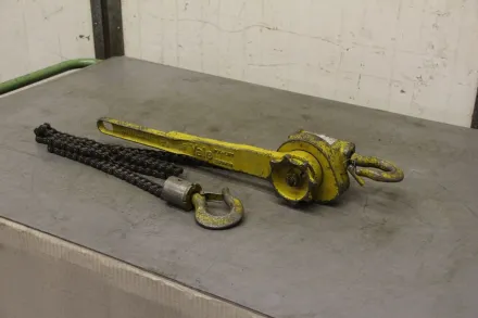 Yale Kettenlänge 1,7 m Hebel-Kettenzug 0,75 to – RESALE