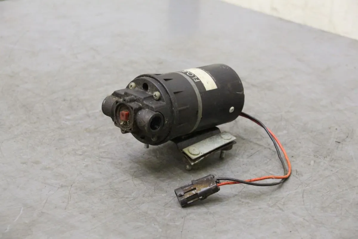 Flojet 2100-872 Membranpumpe 36 V
