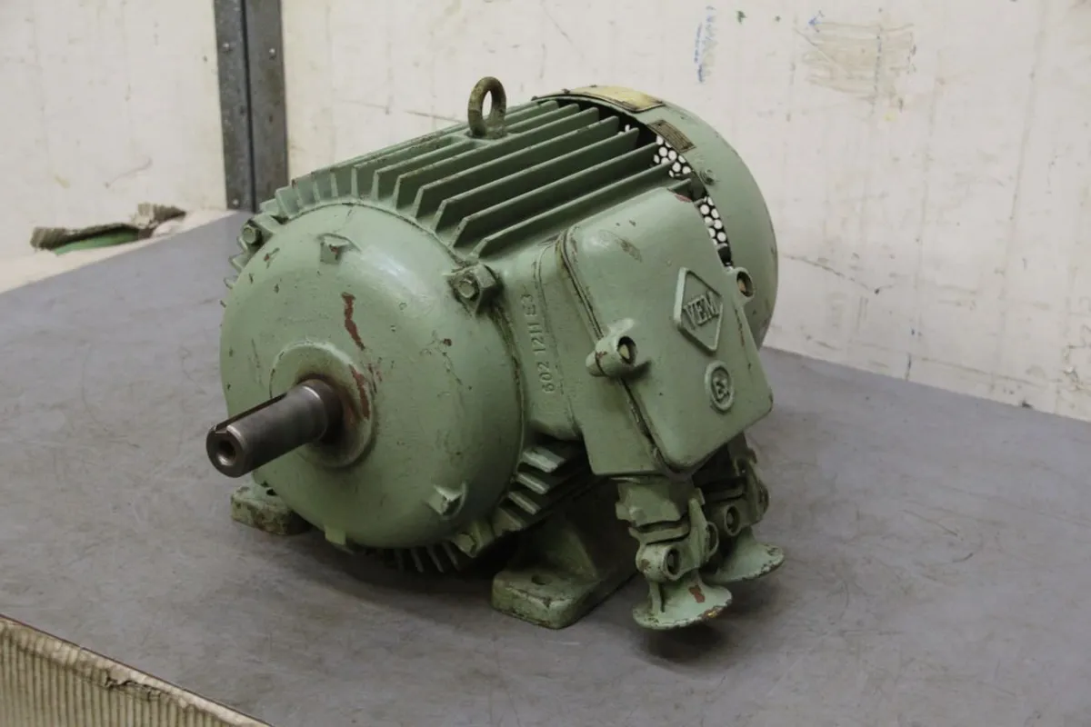 VEM KR160.2/4 EX Elektromotor 10 kW 1430 U/min