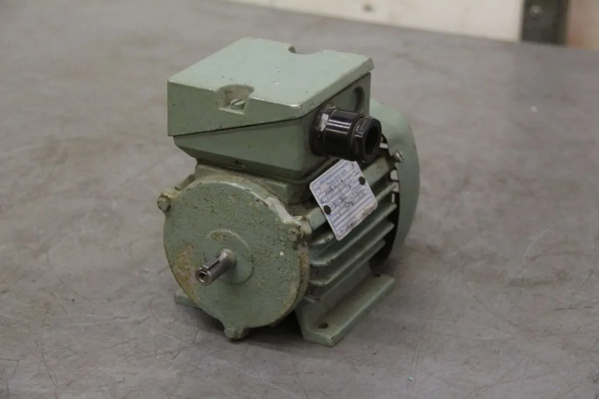 VEM KMRB56G4 Elektromotor 0,18 kW 1360 U/min