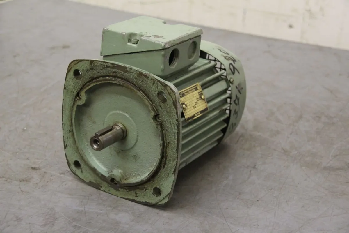 VEM KMERB80K6 Elektromotor 0,37 kW 920 U/min