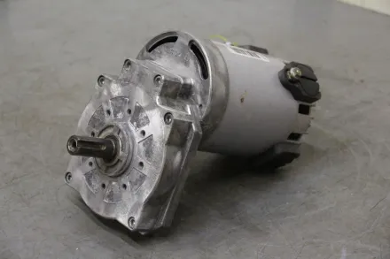Gansow MRP6 Getriebemotor 24 V 0,3 kW 215 U/min – RESALE