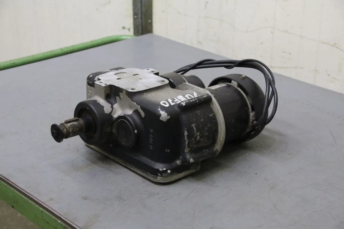 Gansow B100-6 / 13509 Getriebemotor 24 V 0,5 kW