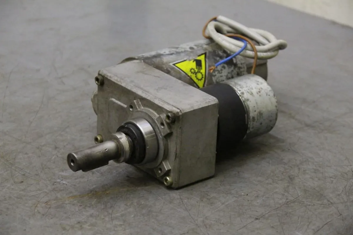 Gansow MRP4DS Getriebemotor 24 V 0,2kW 120 U/min