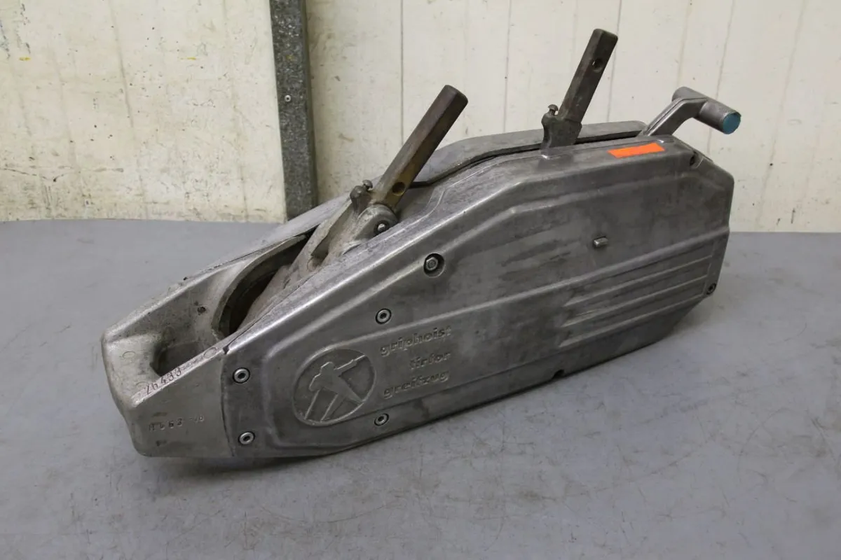 Greifzug 3 to Mehrzweckzug 3000 kg
