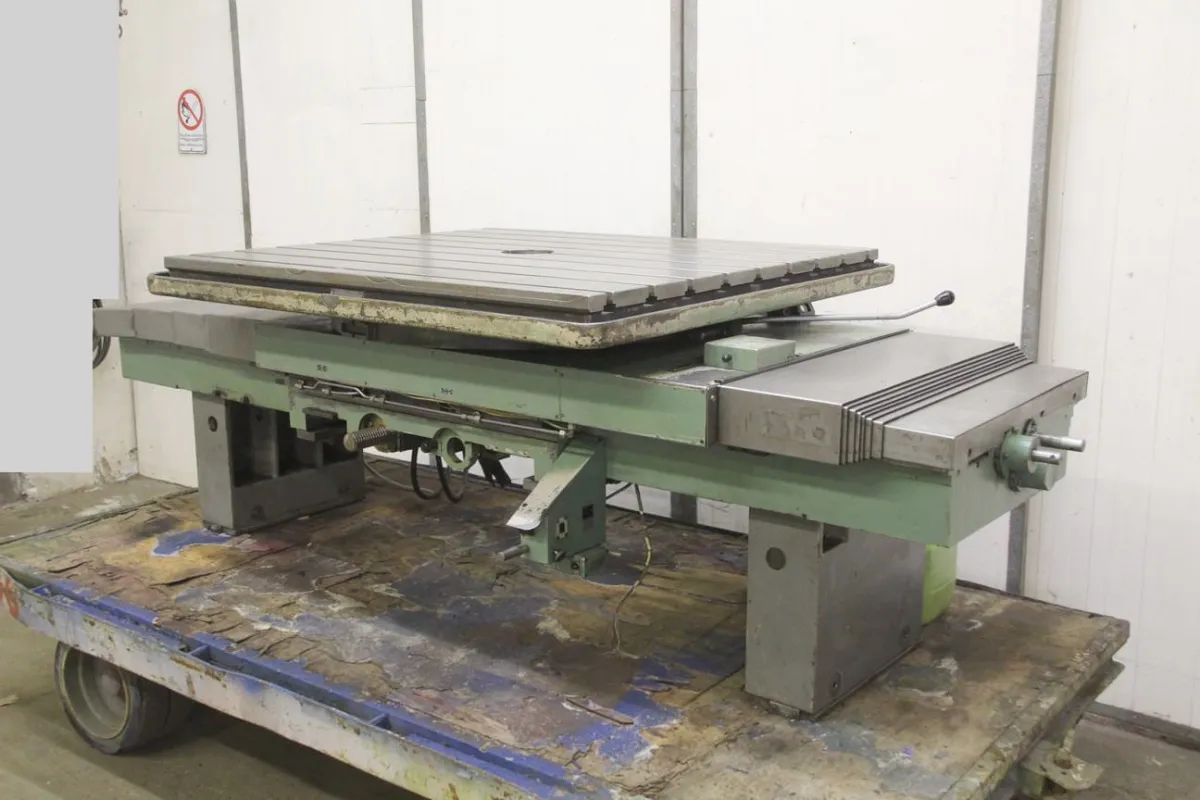 WMW 1405 x 1250 mm Aufspannplatte mit T Nut