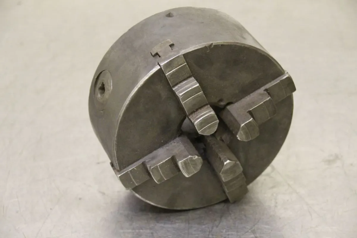 Durchmesser 153 mm Vierbackenfutter