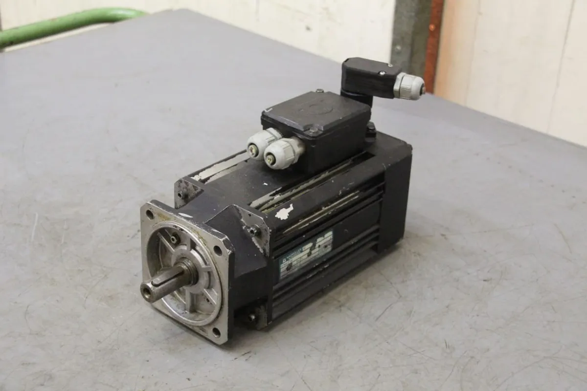 Baumüller TS-5 Servomotor 2 kW 3000 U/min
