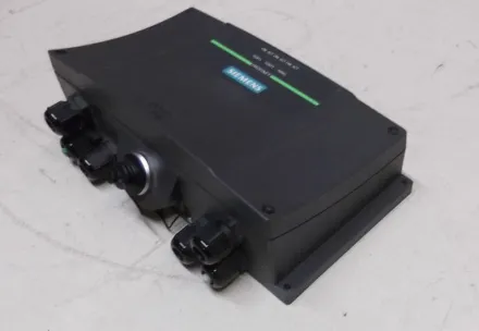 Siemens 6AV6671-5AE11-0AX0 Connectivity Box – RESALE