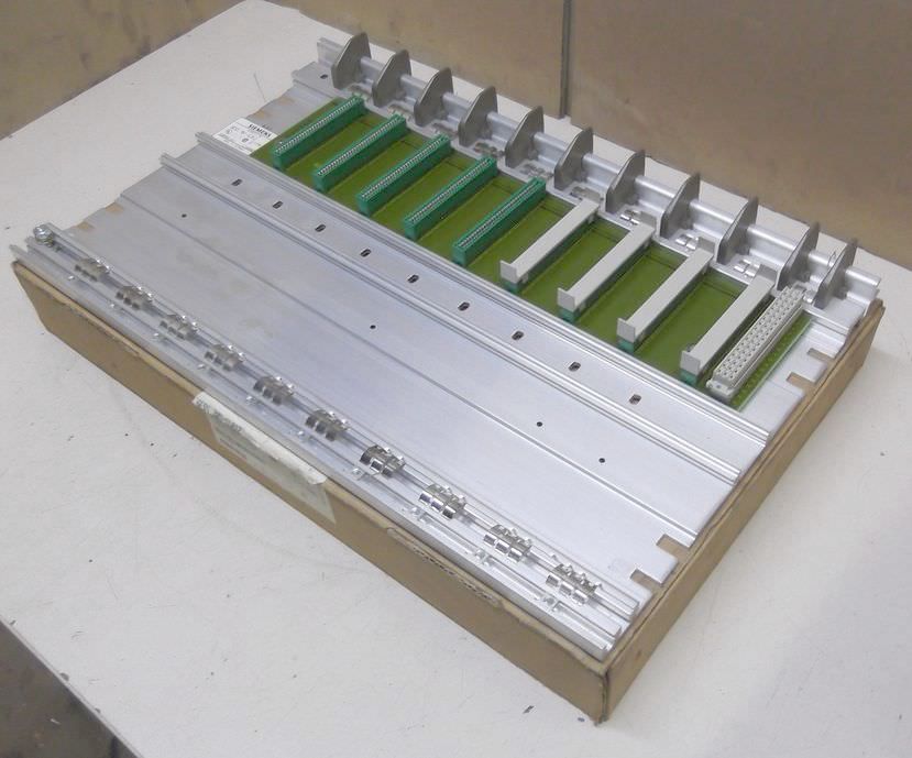 Siemens Simatic S5 6ES5 701-1LA12 SPS Baugruppenträger