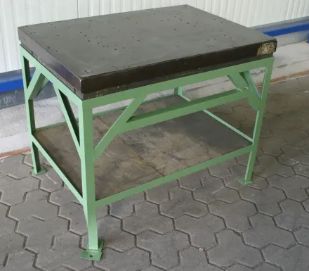 Stahl Abmessungen 1010/710/H840 mm Aufspannplatte – RESALE