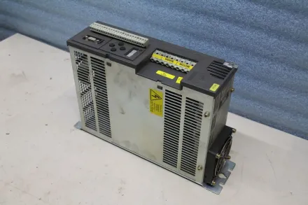 Keb Combivert 10.F0.R11-3429 Frequenzumrichter 2,2 kW – RESALE