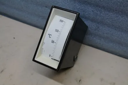 Aeg Temperatur Meßgerät 0-150°C Einbaumessgerät Analog – RESALE