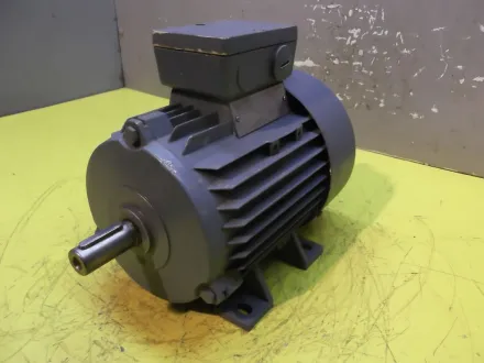 Schorch KA2 080N-AA010-800 Elektromotor 1,1 kW 2850 U/min – RESALE