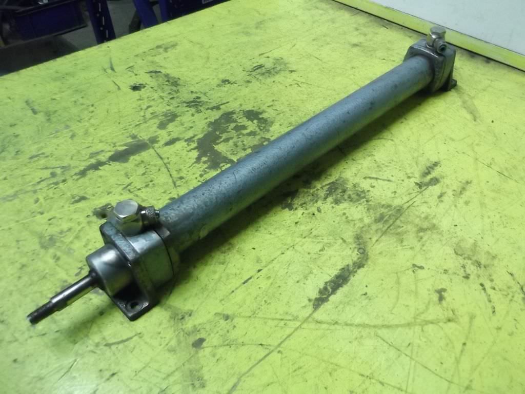 Festo DC-35-400-PPV Pneumatikzylinder