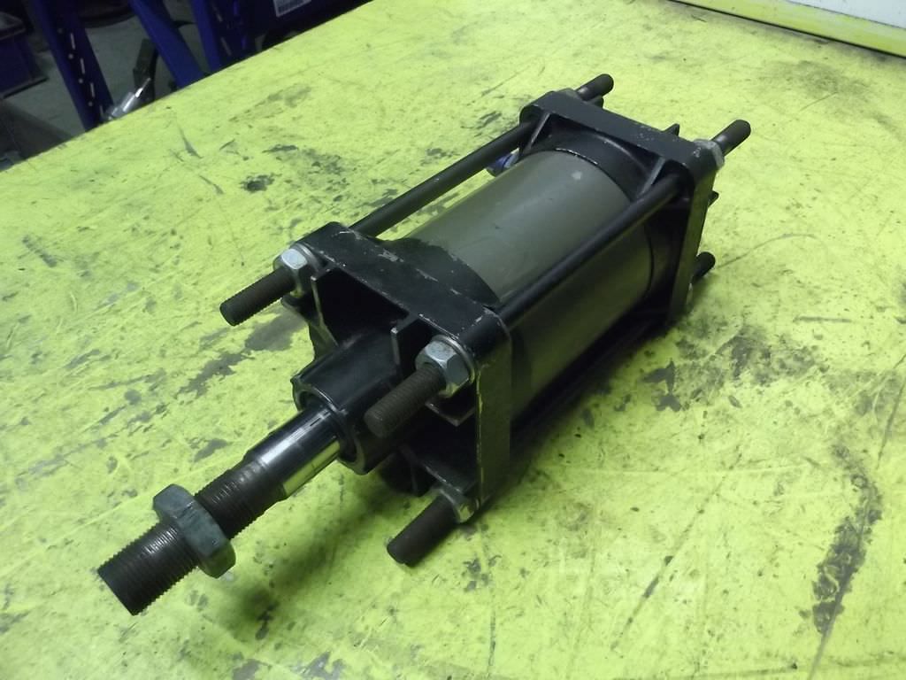 Joucomatic 80/50 Pneumatikzylinder