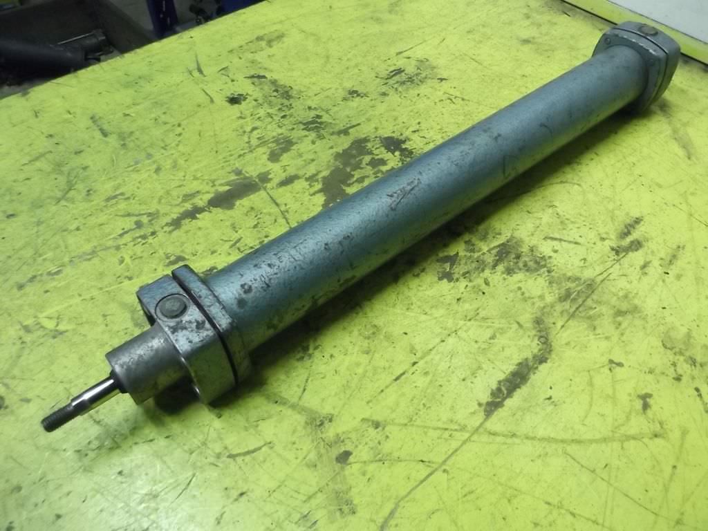 Festo DC-50-500-PPV Pneumatikzylinder