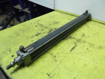 Bosch 0 822 222 029 Pneumatikzylinder – RESALE