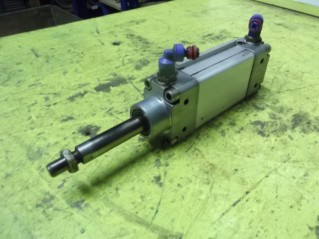 Festo DZH-40-50-PPV-A Pneumatikzylinder