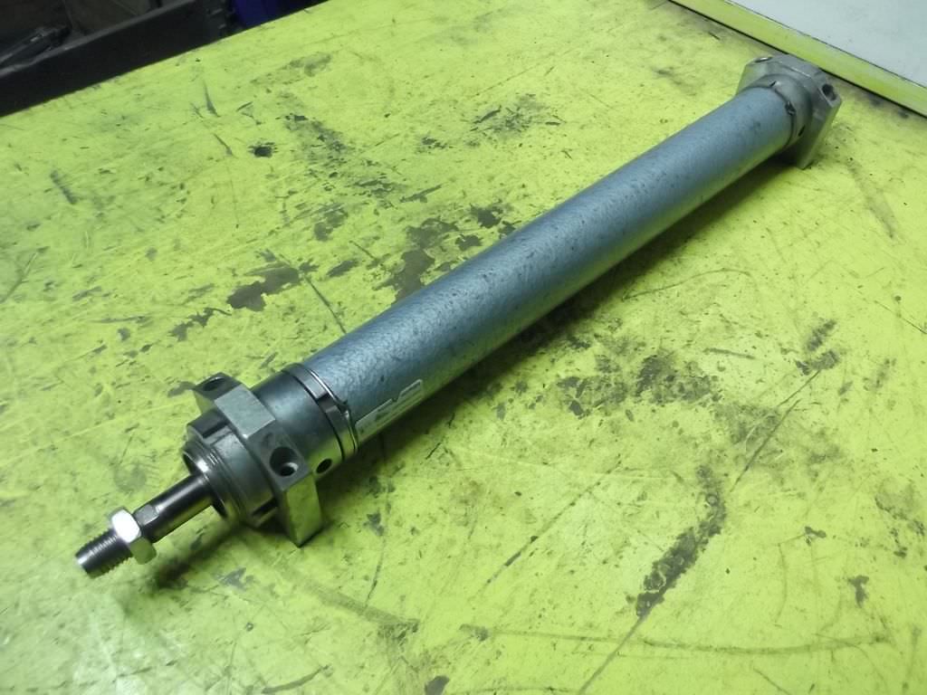 Festo DGS-40-300-PPV Pneumatikzylinder