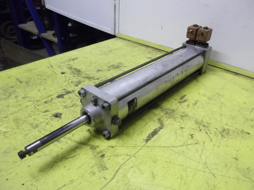 Pneumatica Cavazzuti 80x260 Pneumatikzylinder