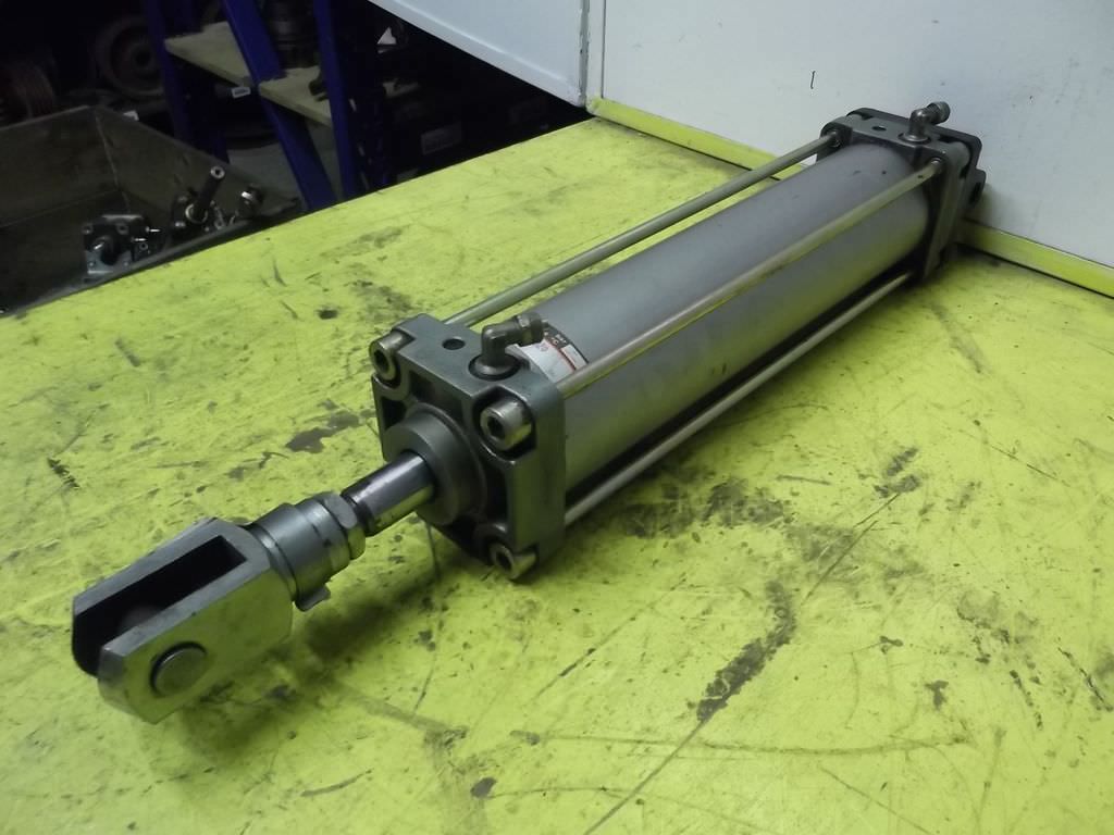 SMC C91SD80-320 Pneumatikzylinder