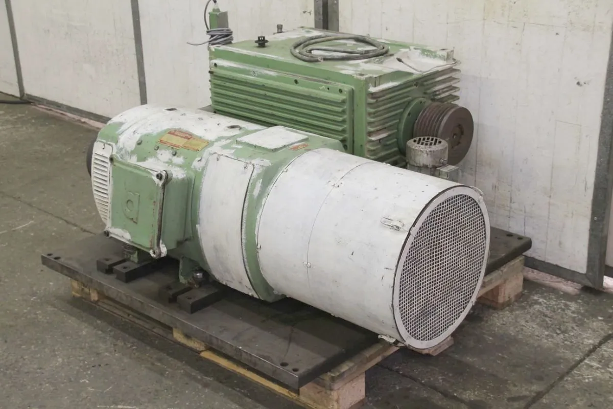 Baumüller GNV-225-M Gleichstrommotor 5,1/32/32 kW 160/1000/2500 U/min