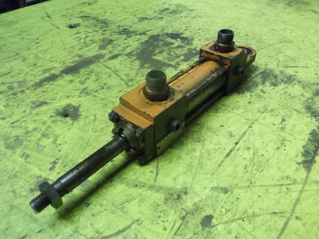 Rexroth CD70B25/12-50 Hydraulikzylinder