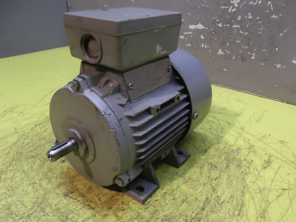 Siemens 1LA5063-2AA20 Elektromotor 0,25 kW 2765 U/min
