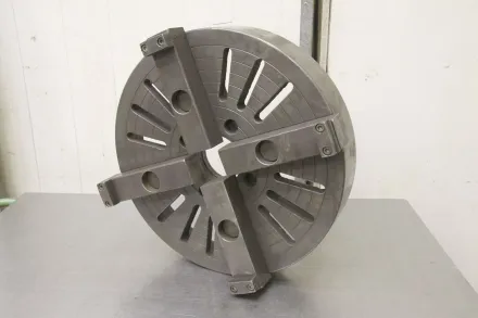 Typ 560 mm Planscheibe mit langen Backen – RESALE