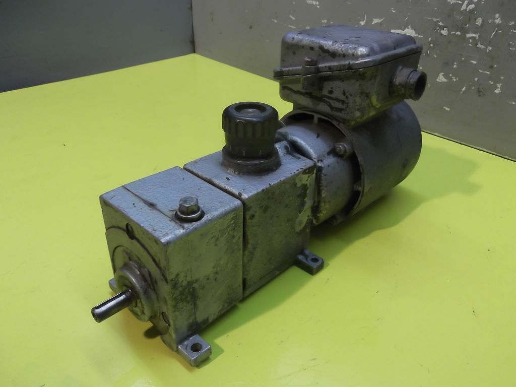 Stephan Werke FNDeA34s regelbarer Getriebemotor 0,09 kW 11-98 U/min