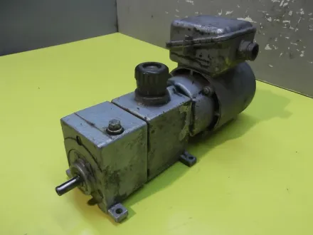 Stephan Werke FNDeA34s regelbarer Getriebemotor 0,09 kW 11-98 U/min – RESALE