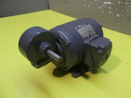 Groschopp DM.90-60 Getriebemotor 0,1 kW 170 U/min – RESALE