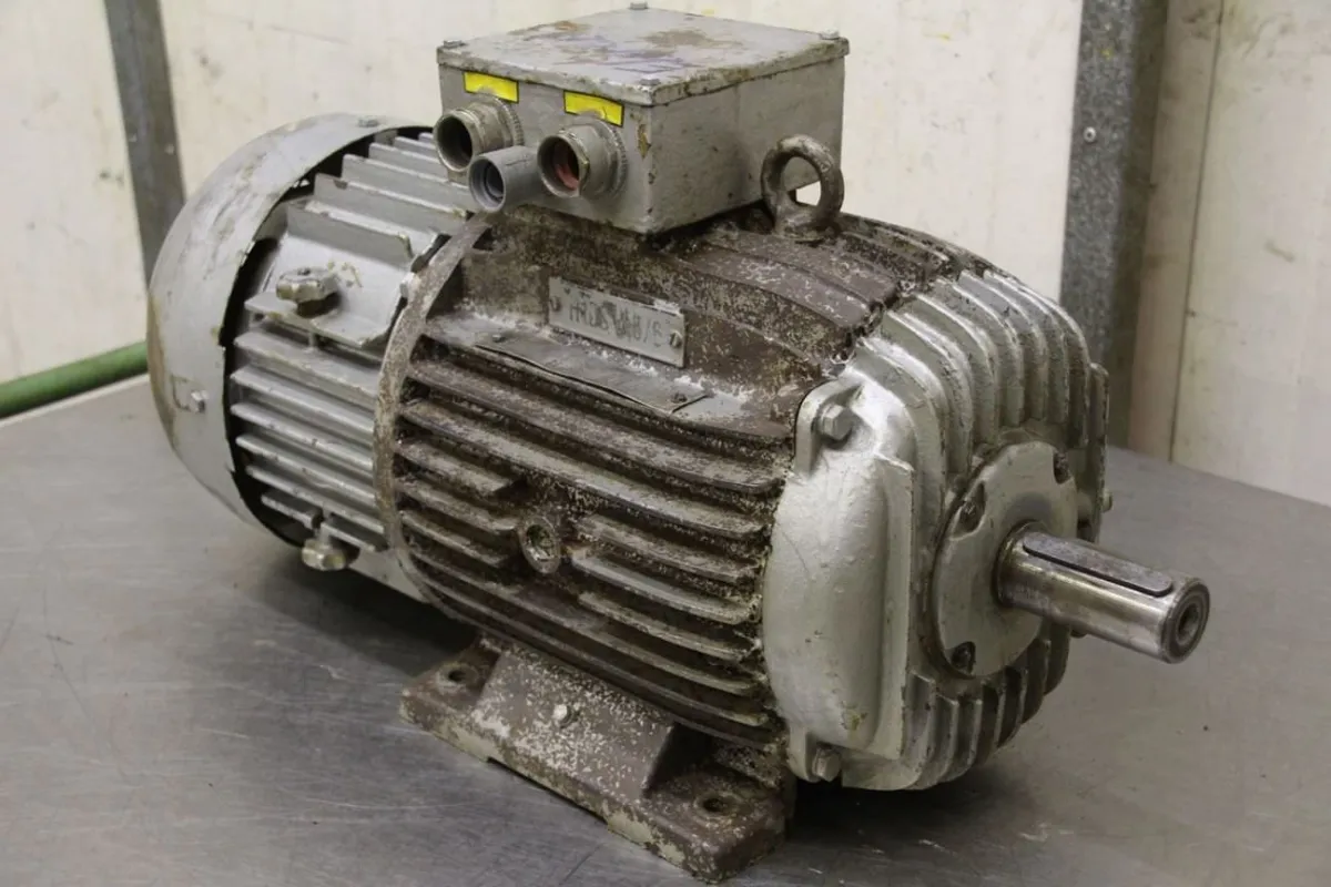 Siemens 1LW413-6AA Elektromotor 3,5-6 kW 930-875 U/min
