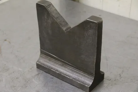 Stahl 210/85/H226 mm Anreissprisma 1 Stück – RESALE