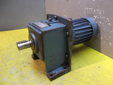 Asea MT63B4 Getriebemotor 0,18 kW 68 U/min – RESALE