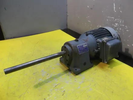 Abm Od/D14-8/4 Getriebemotor 0,18/0,25 kW 20/40 U/min – RESALE