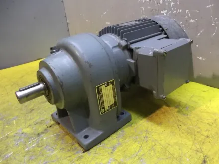 Nord SK71L/4 Getriebemotor 0,37 kW 120 U/min – RESALE
