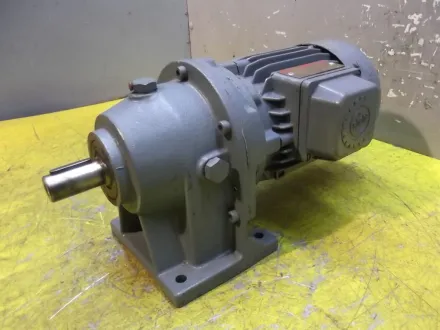 Bockwoldt CB0-63N/4/2DP Getriebemotor 0,15/0,2 kW 24/48 U/min – RESALE
