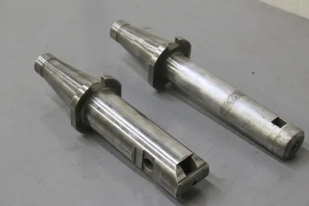 Wellengrößen 50/63 mm Ausdrehkopf SK50 2 Stück – RESALE