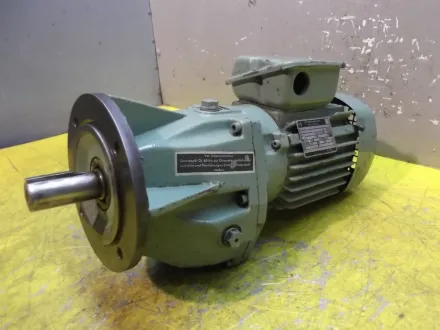 Vem ZG0KMR63G4 Getriebemotor 0,37 kW 63 U/min – RESALE