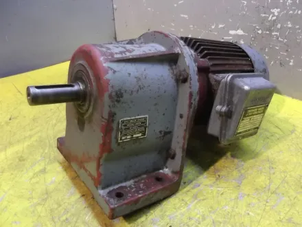 Bauer DK740/178 Getriebemotor 0,37 kW 46 U/min – RESALE