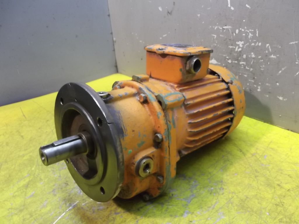 VEM Z1KR80,1/4/S Getriebemotor 0,6 kW 125 U/min