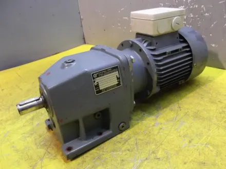 Nord SK71L/4 Getriebemotor 0,37 kW 50 U/min – RESALE