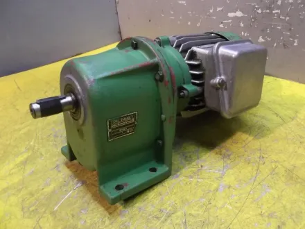 Bauer Kein Typ Getriebemotor 0,15 kW 25 U/min – RESALE