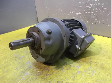 Bockwoldt CB004D Getriebemotor 0,09 kW 119 U/min – RESALE