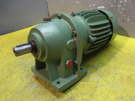 Hew GO-RDM71L/8 Aufwickelmotor TA = 0,06 KPM 30 U/min – RESALE