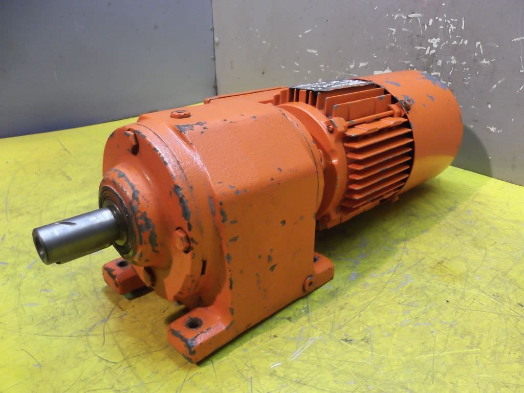 SEW Eurodrive R43DT71D8BM Getriebemotor 0,15 kW 8 U/min