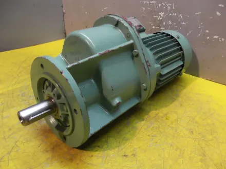 Bauer G12-20/DK74-178-W-AS/M Getriebemotor 0,37 kW 85 U/min – RESALE